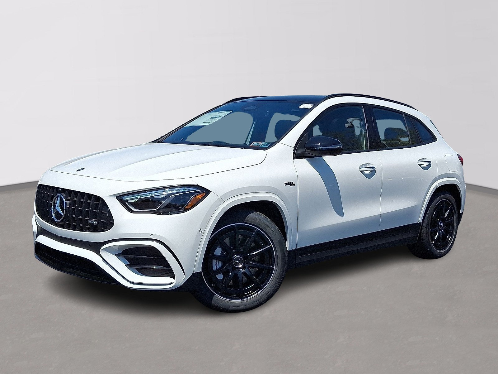 New 2026 Mercedes-Benz GLA 35 AMG 4MATIC image 1