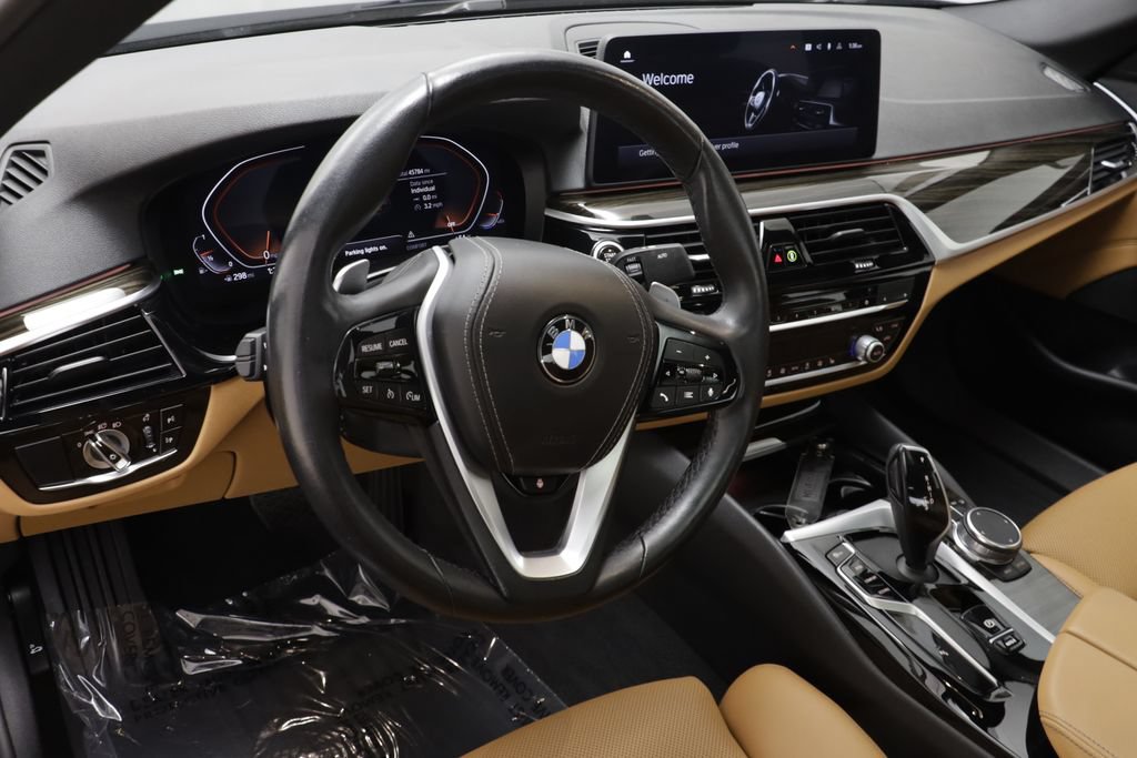 Used 2023 BMW 530i xDrive w/ Convenience Package AWD/4WD image 6