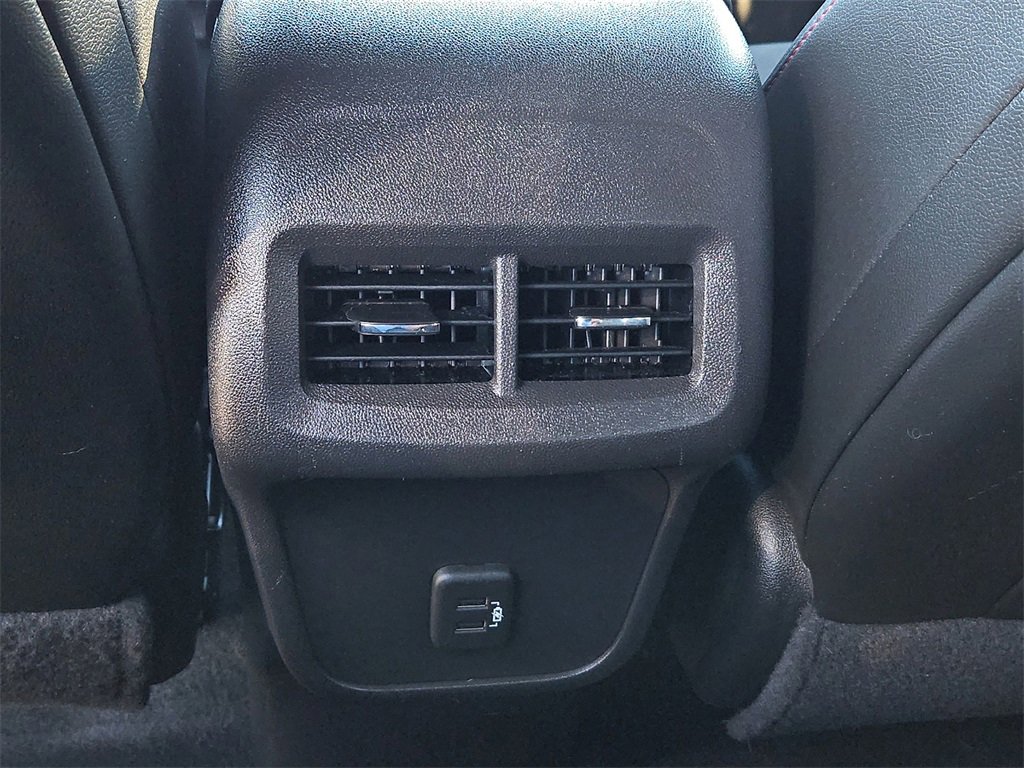 Used 2022 Chevrolet Equinox RS image 17