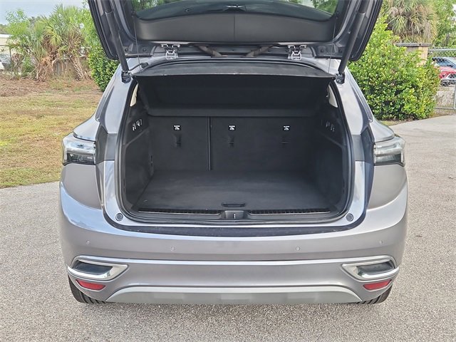 Certified 2021 Buick Envision Avenir w/ Technology Package II image 5