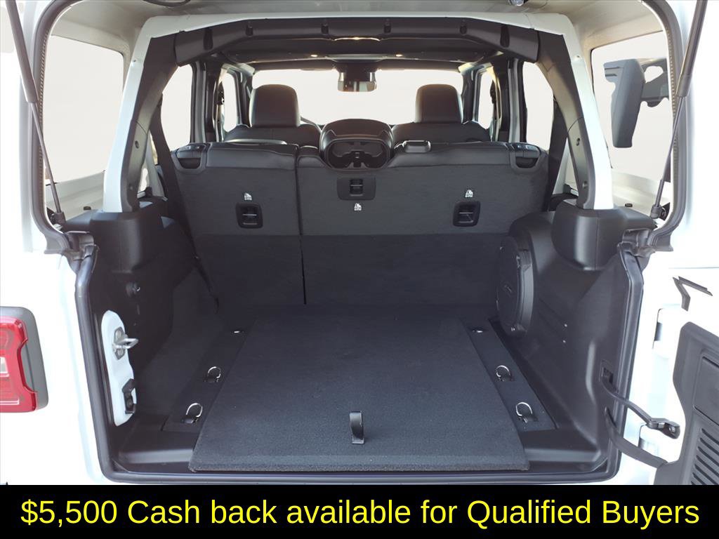 New 2026 Jeep Wrangler Unlimited Sahara AWD/4WD image 7