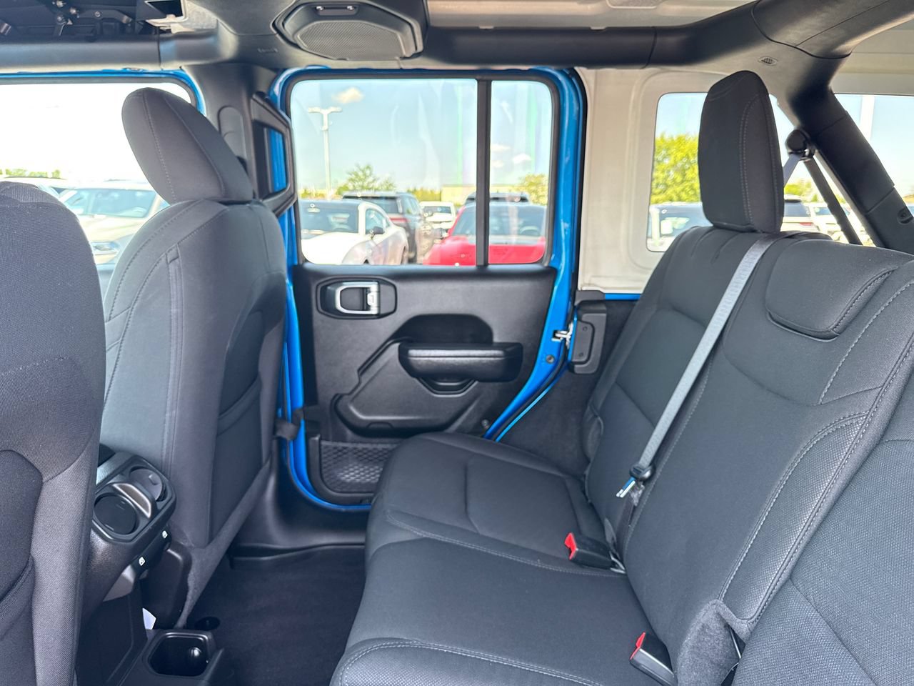 Used 2022 Jeep Wrangler Unlimited Sport AWD/4WD image 13