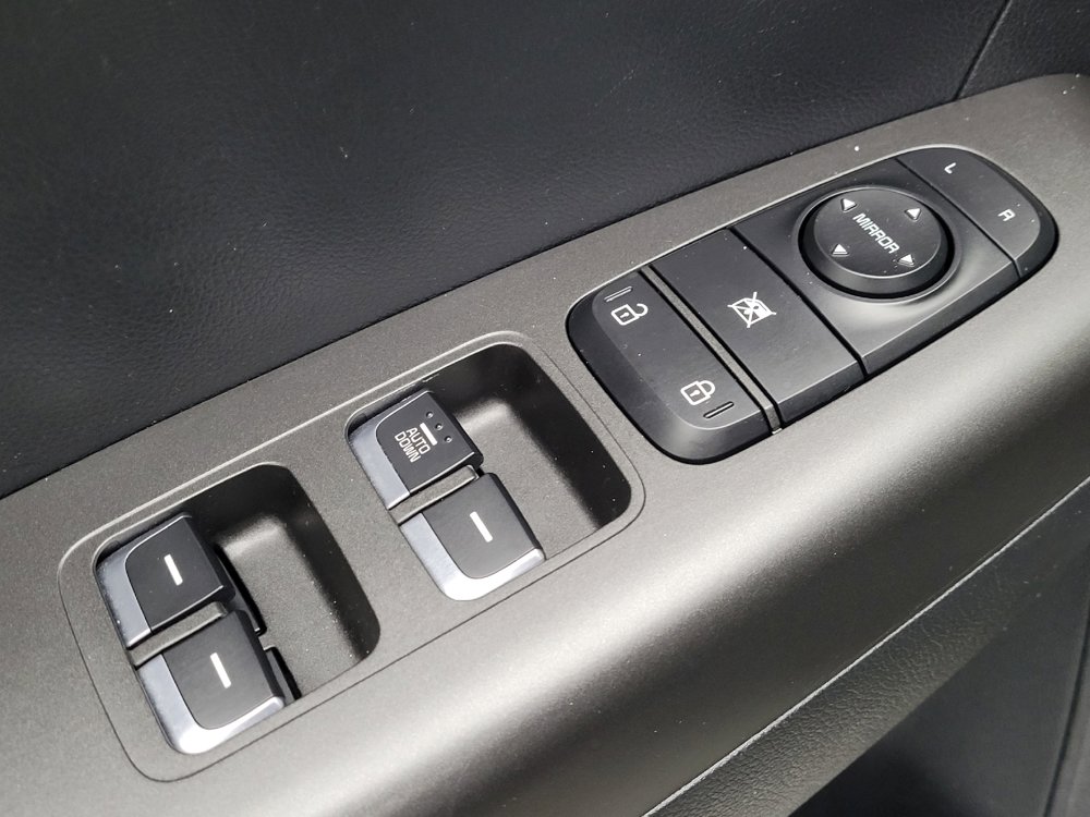 Used 2018 Kia Sportage LX w/ LX Popular Package image 27