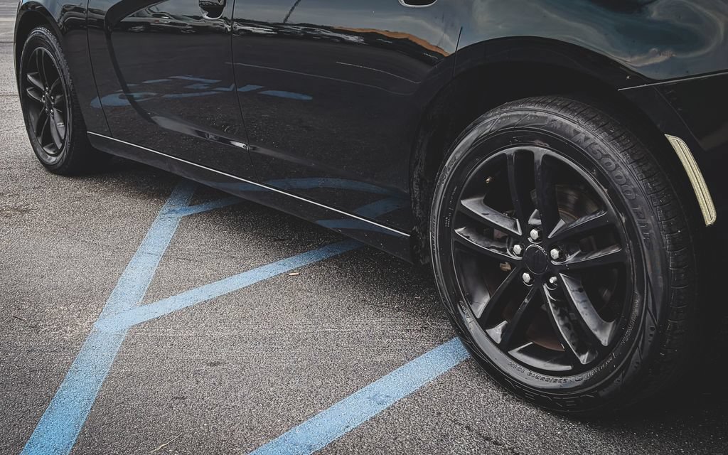 Used 2019 Dodge Charger SXT AWD/4WD image 22