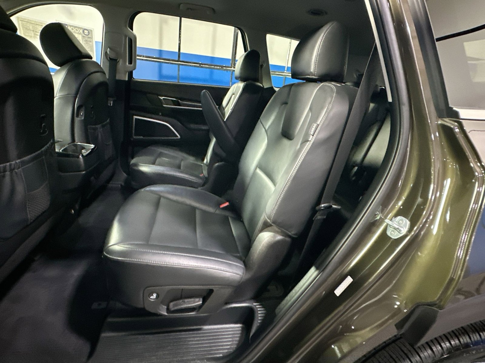 Used 2024 Kia Telluride S w/ S Sunroof Package image 32