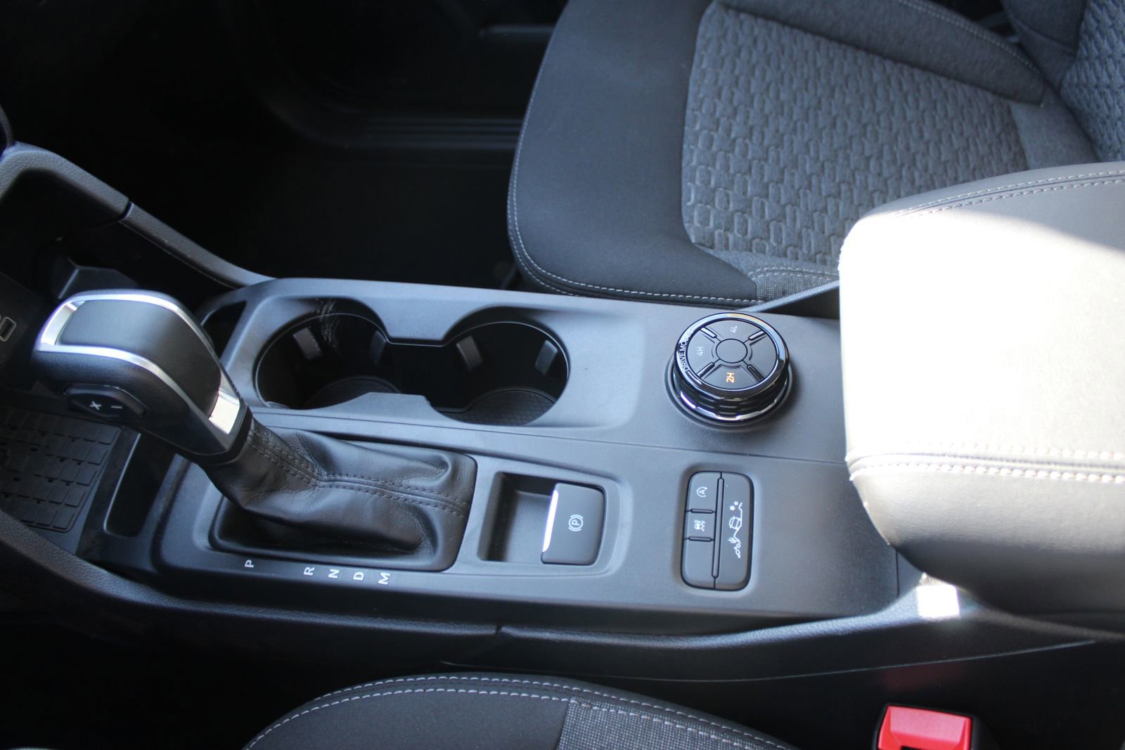 New 2025 Ford Ranger XLT w/ FX4 Off-Road Package image 30