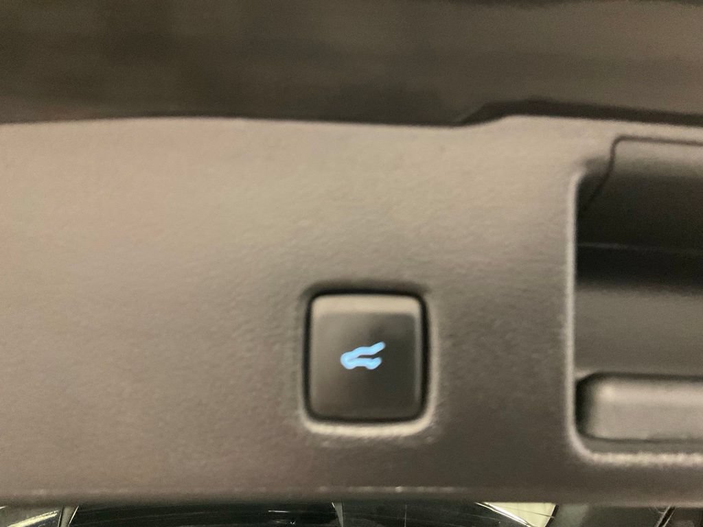 Used 2022 Ford Escape SEL w/ SEL Stealth AWD Package image 31