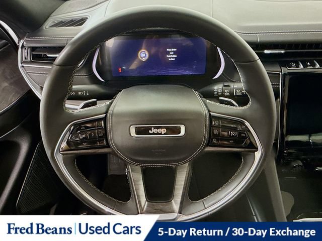 Used 2023 Jeep Grand Cherokee Overland w/ Luxury Tech Group IV image 13