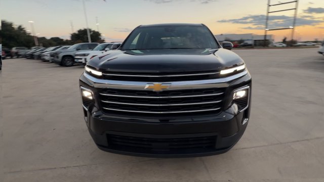 Used 2026 Chevrolet Traverse LT w/ Driver Confidence Package FWD image 3