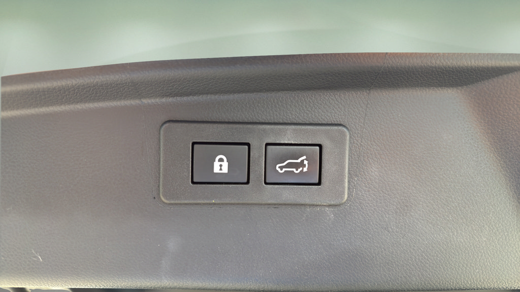 Used 2023 Subaru Outback Touring XT AWD/4WD image 24