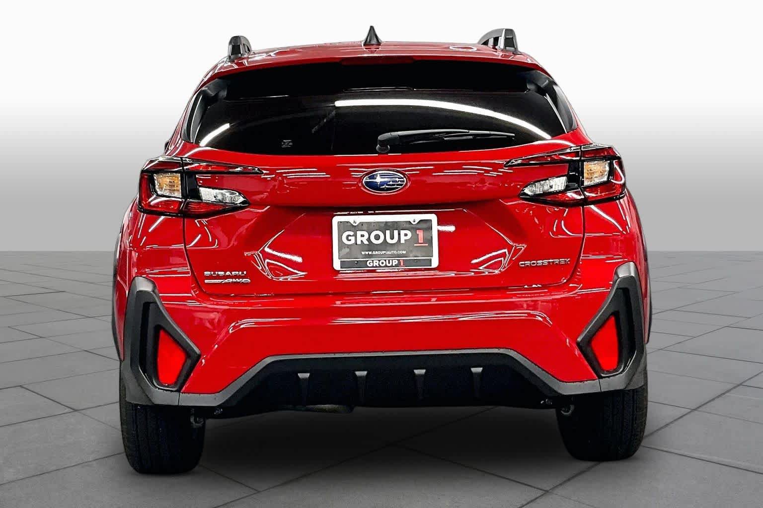 Used 2025 Subaru Crosstrek 2.5i Premium AWD/4WD image 4