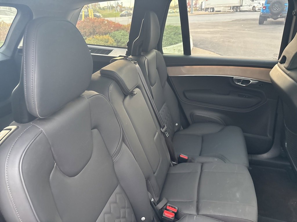 Certified 2025 Volvo XC90 B6 Plus image 43