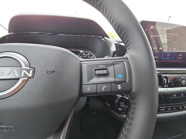 New 2026 Nissan Pathfinder SV image 12