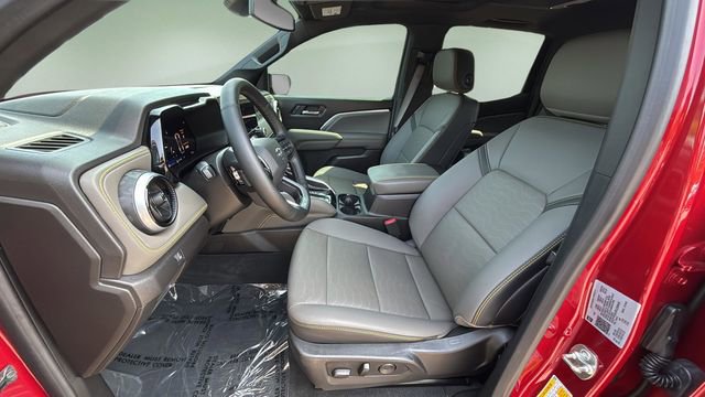 Used 2024 Chevrolet Colorado ZR2 w/ ZR2 Convenience Package III AWD/4WD image 19