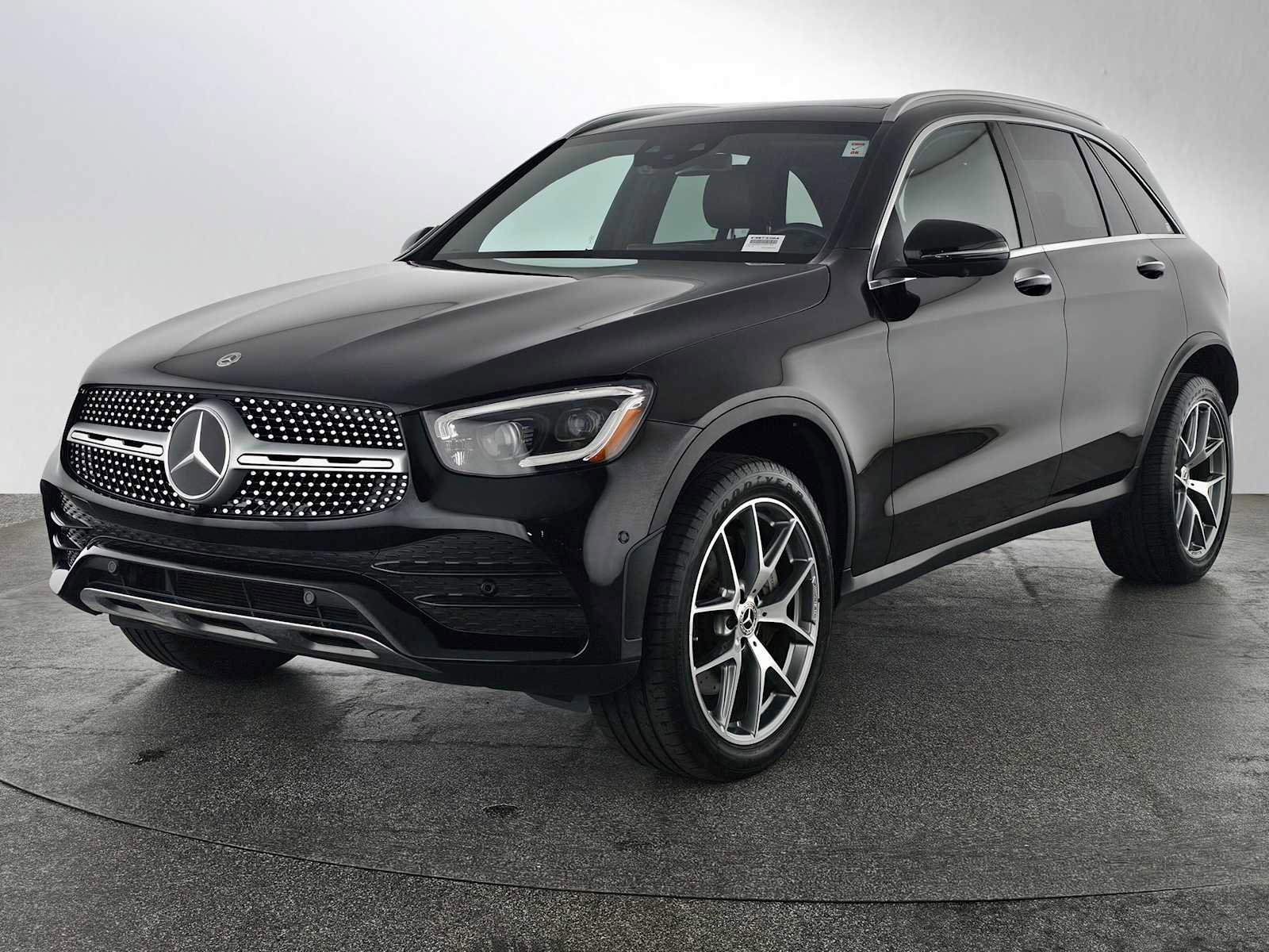 Used 2022 Mercedes-Benz GLC 300 4MATIC w/ AMG Line image 8