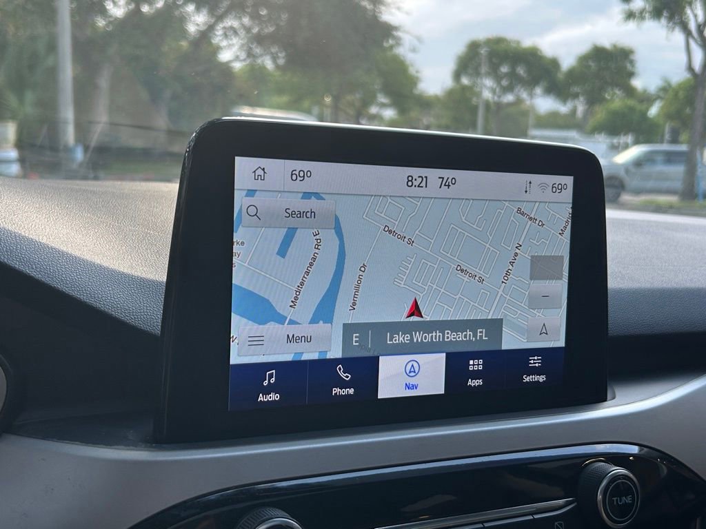 Used 2022 Ford Escape SEL FWD image 13