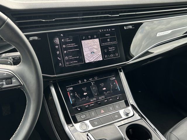 Used 2025 Audi Q7 3.0T Premium Plus image 19