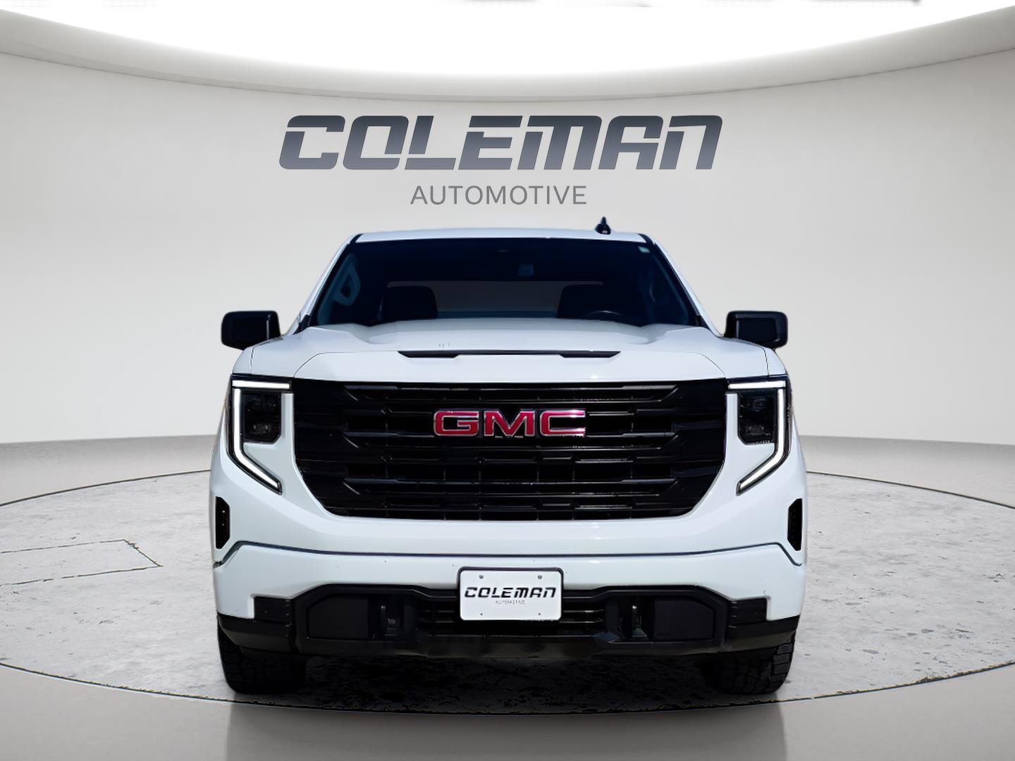 Used 2024 GMC Sierra 1500 Pro w/ Graphite Edition AWD/4WD image 12