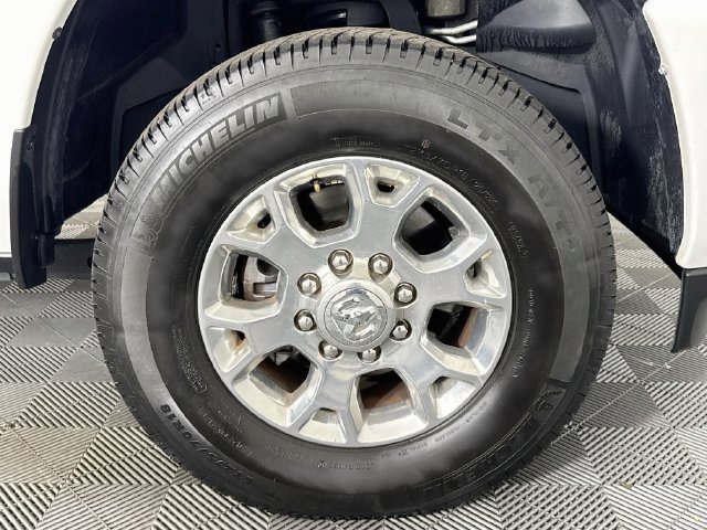 Used 2024 RAM 2500 Laramie AWD/4WD image 28