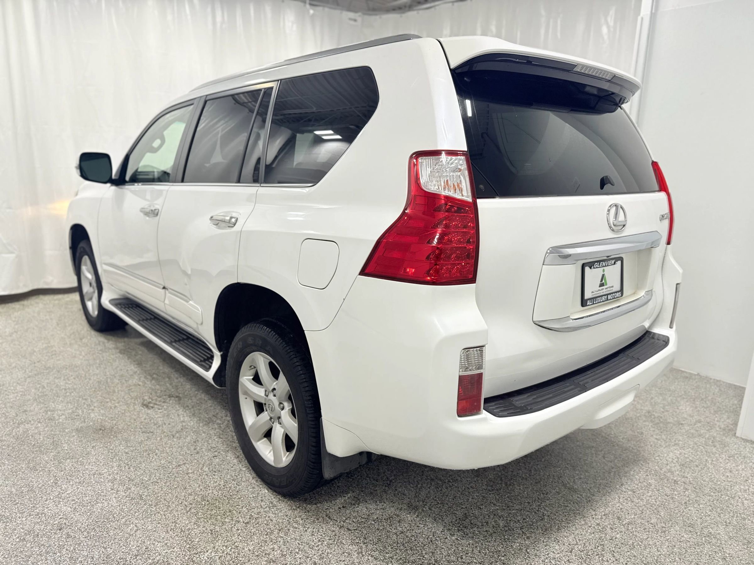 Used 2013 Lexus GX 460 image 6
