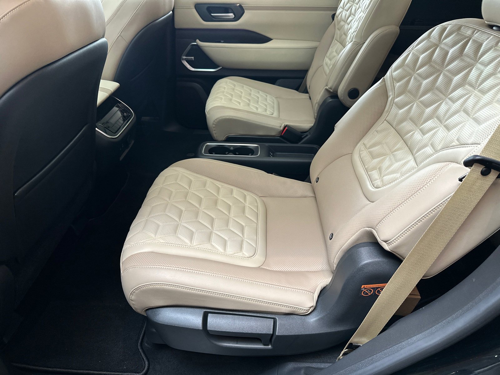 New 2025 Nissan Armada Platinum Reserve w/ Convenience Package image 20