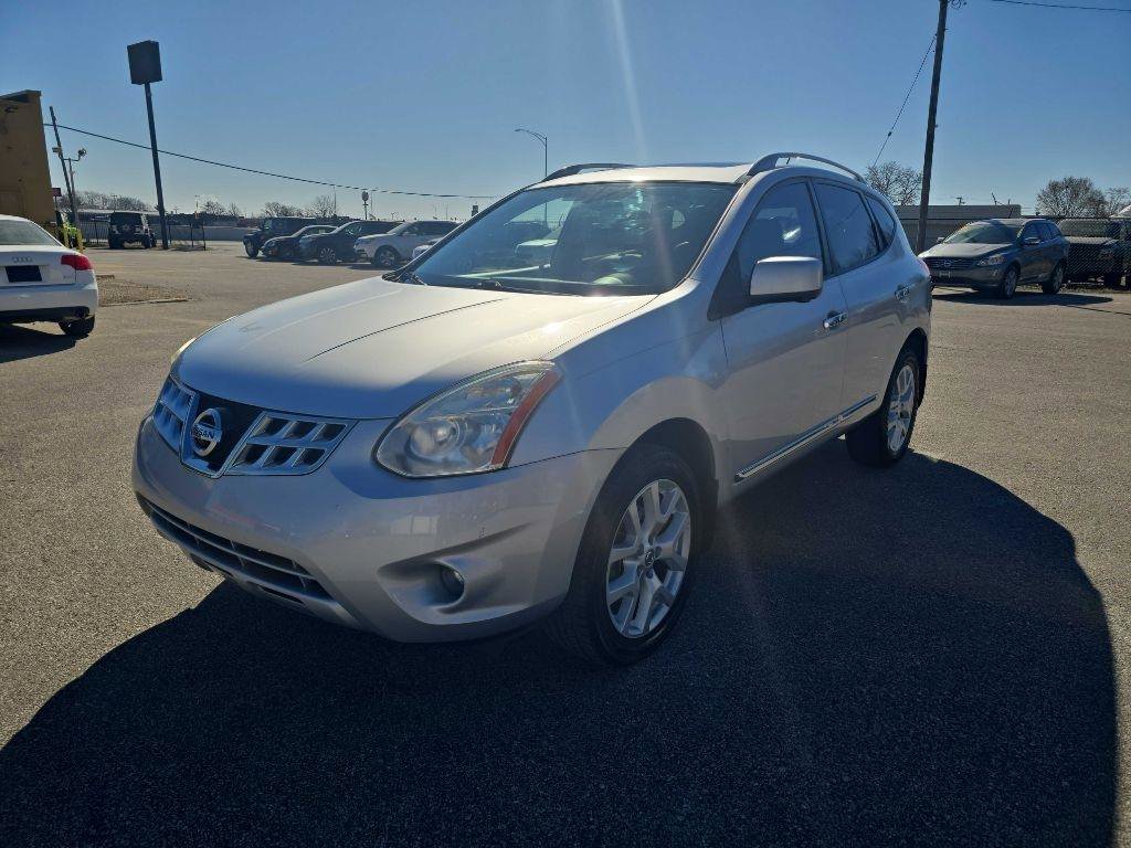 Used 2012 Nissan Rogue SL image 1