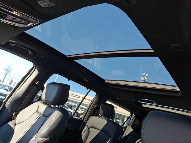 New 2026 Jeep Grand Wagoneer L Limited image 10