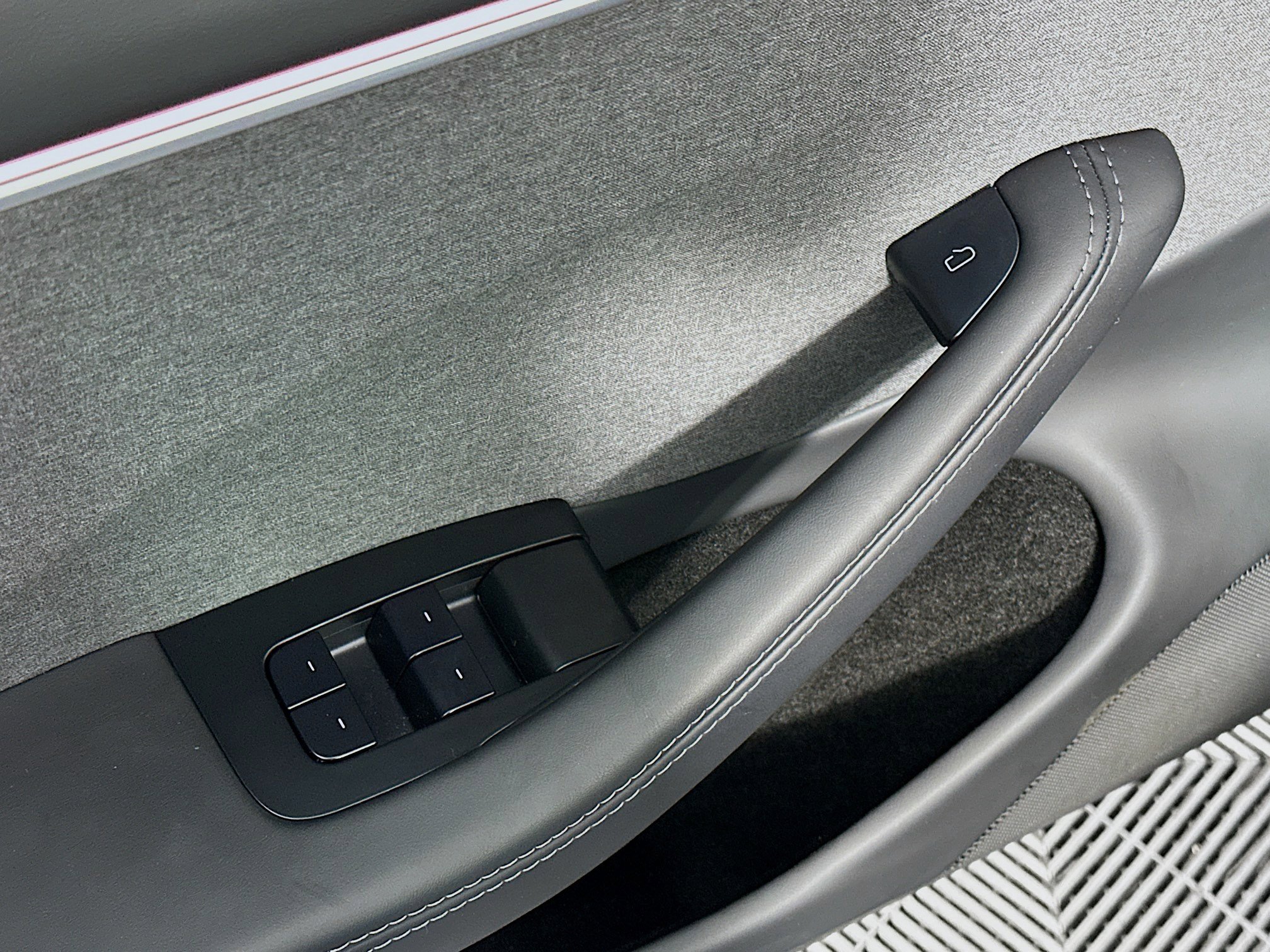 Used 2025 Tesla Model 3 Long Range image 15