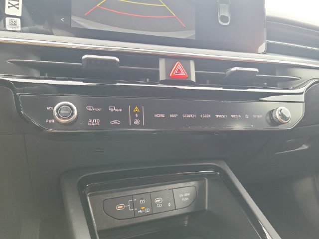 New 2027 Kia K5 GT-Line w/ GT-Line Premium Package FWD image 23