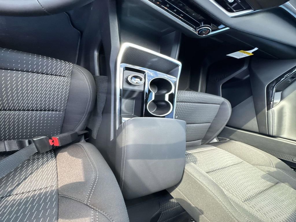 New 2026 Chevrolet Equinox LT image 24