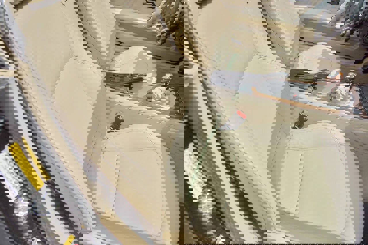 Used 2003 BMW Z4 2.5i image 37