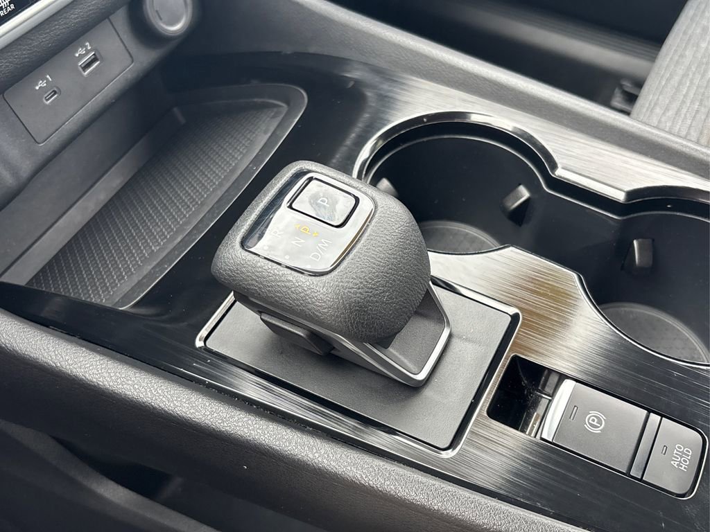 Used 2023 Nissan Rogue SV image 28