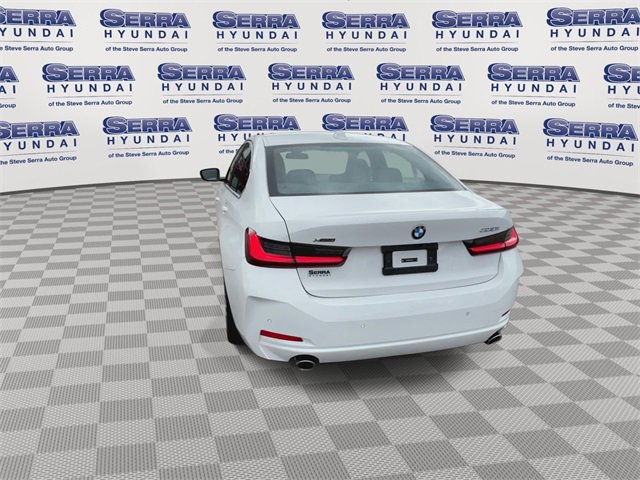 Used 2025 BMW 330i xDrive Sedan w/ Convenience Package image 7