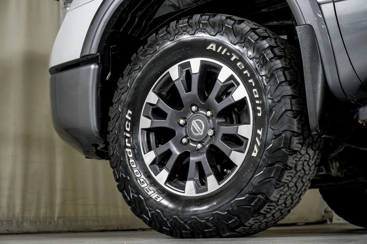 Used 2019 Nissan Titan PRO-4X image 55