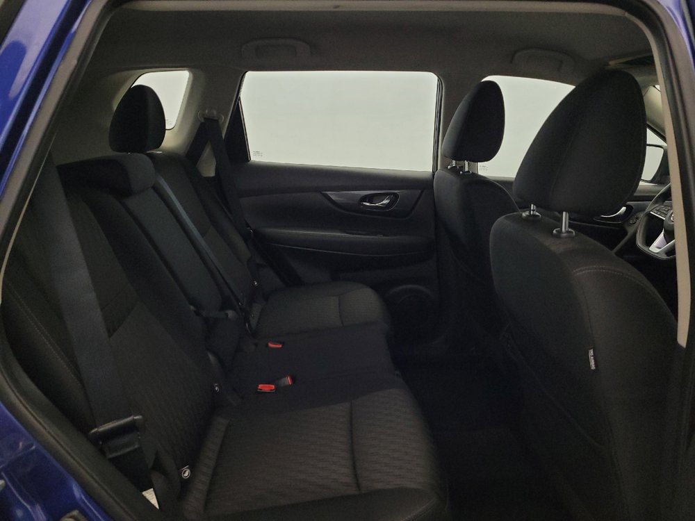 Used 2018 Nissan Rogue S FWD image 19
