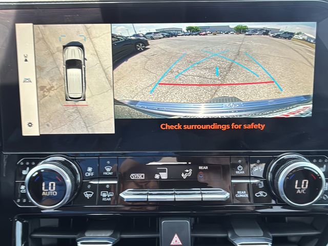 Used 2023 Toyota Highlander Platinum FWD image 25