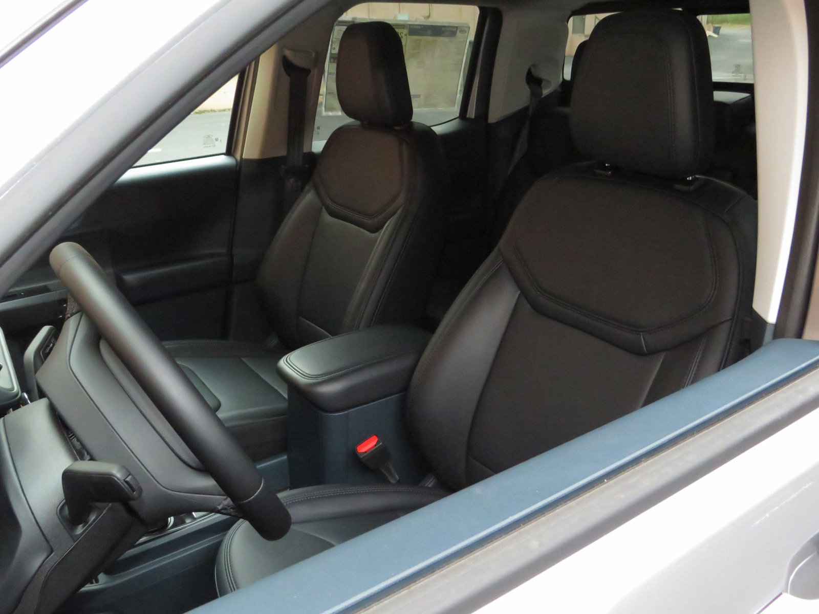 New 2024 Ford Maverick Lariat w/ Black Appearance Package image 12