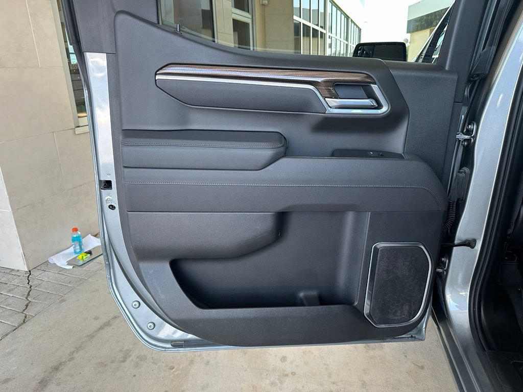 Used 2026 Chevrolet Silverado 1500 LT AWD/4WD image 27