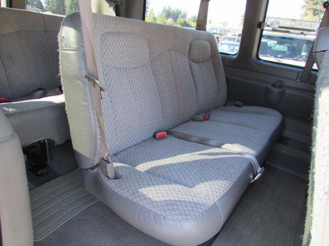 Used 2007 Chevrolet Express 3500 Passenger w/ LT Preferred Equipment Group image 15
