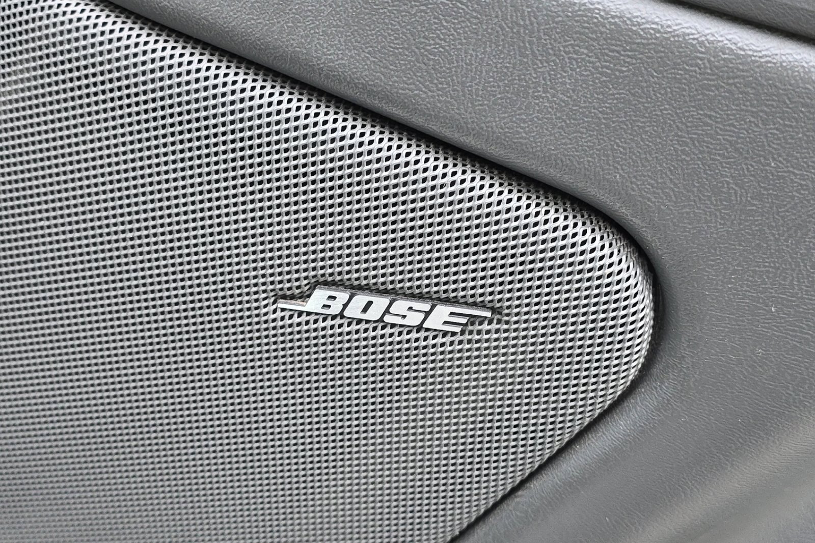 Used 2006 Chevrolet Silverado 2500 LT w/ Heavy-Duty Power Package image 38