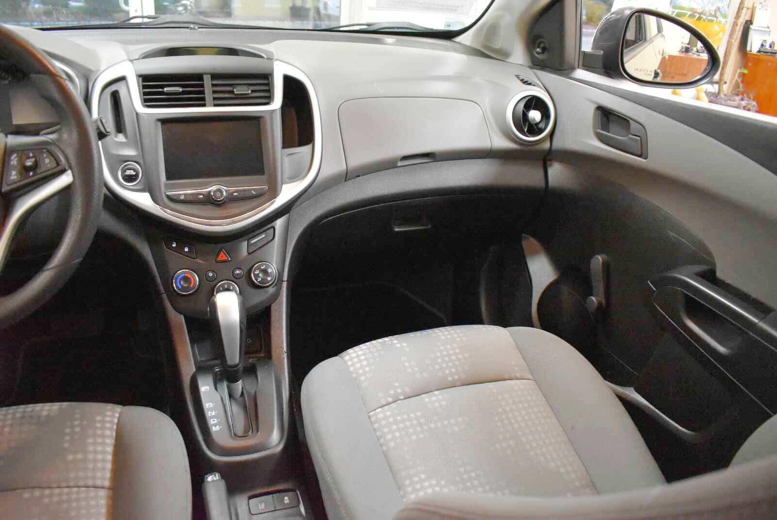 Used 2019 Chevrolet Sonic LT FWD image 15