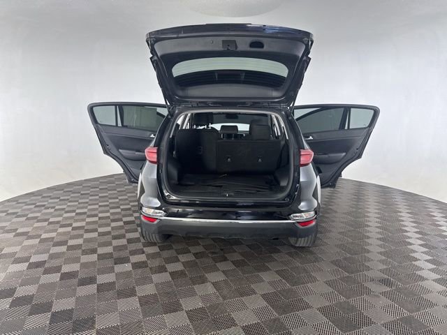 Used 2022 Kia Sportage LX image 19