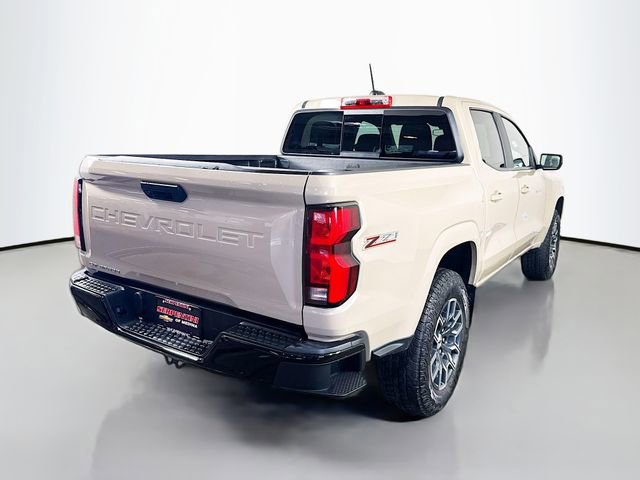 Used 2024 Chevrolet Colorado Z71 AWD/4WD image 6