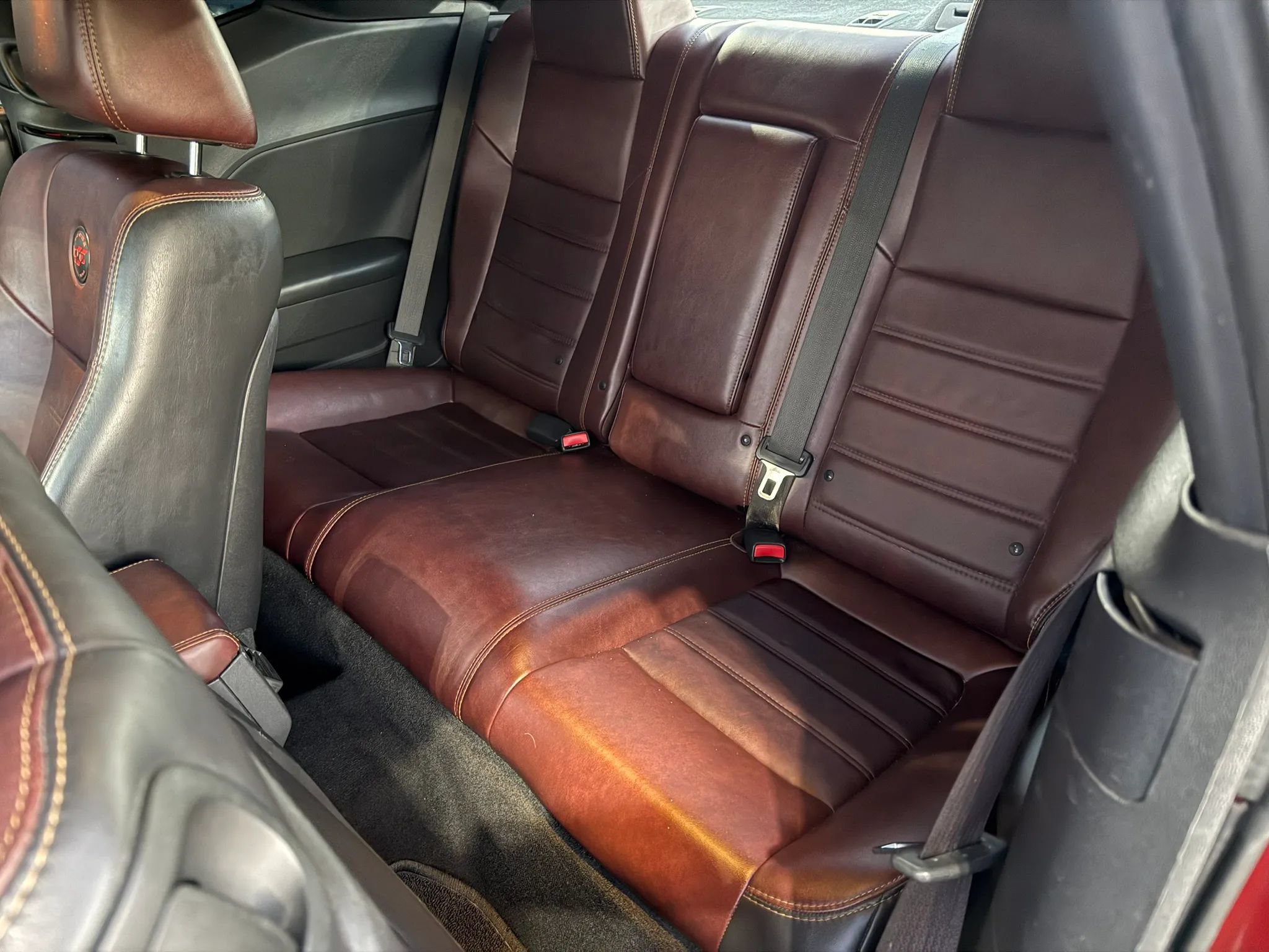 Used 2014 Dodge Challenger R/T RWD image 11