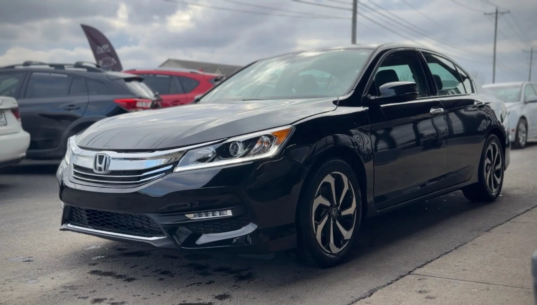 Used 2017 Honda Accord EX-L image 5