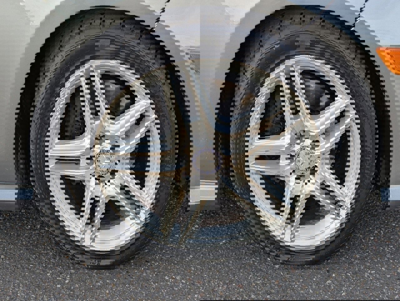 Used 2011 Mercedes-Benz E 350 Sedan image 10