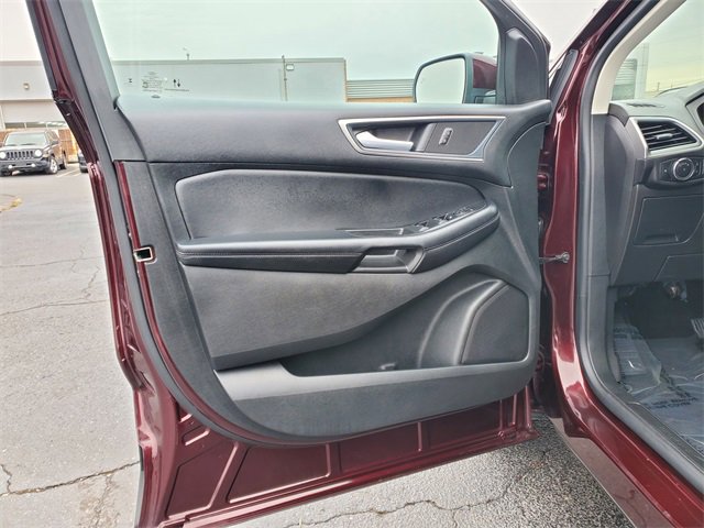 Certified 2024 Ford Edge SEL w/ Convenience Package image 9