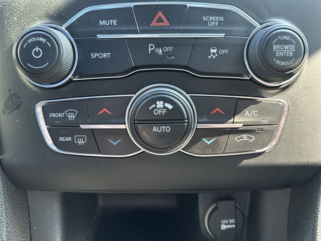 Used 2018 Dodge Charger R/T image 17