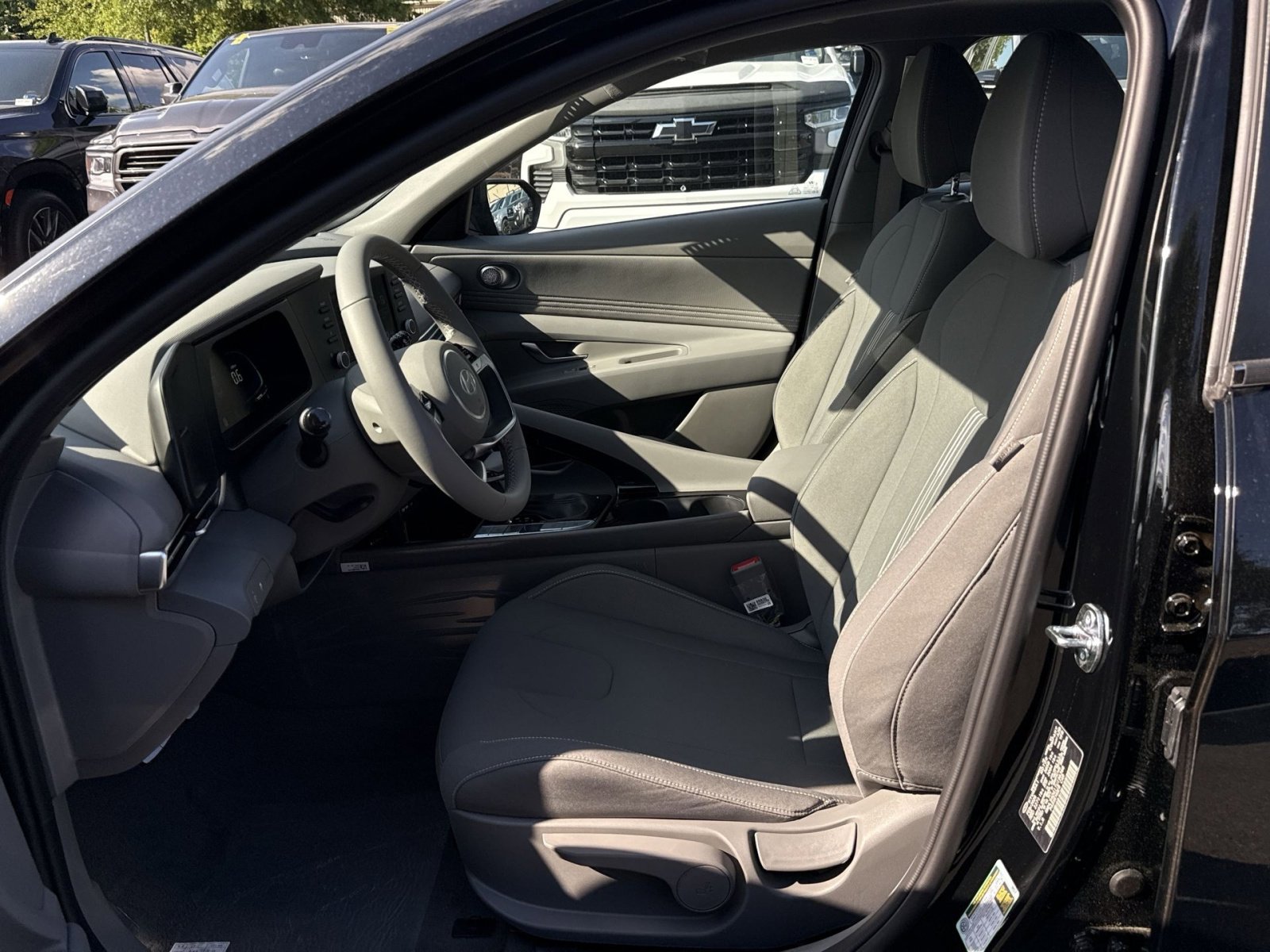 New 2026 Hyundai Elantra SEL Sport Premium FWD image 13
