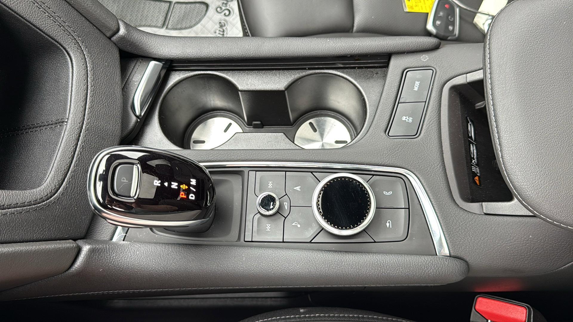 New 2025 Cadillac XT6 Premium Luxury image 23